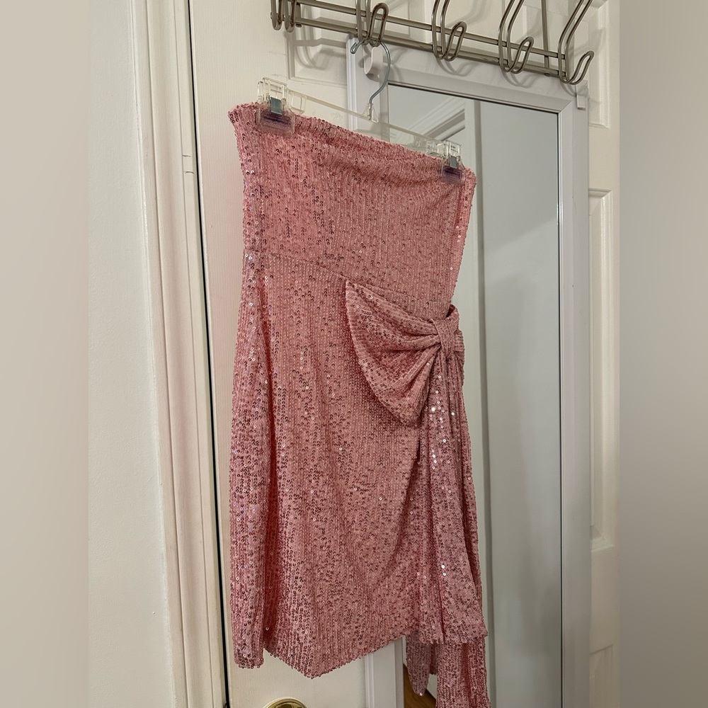 Hello Molly SHE'S THE GIFT SEQUIN MINI DRESS PINK Size 4